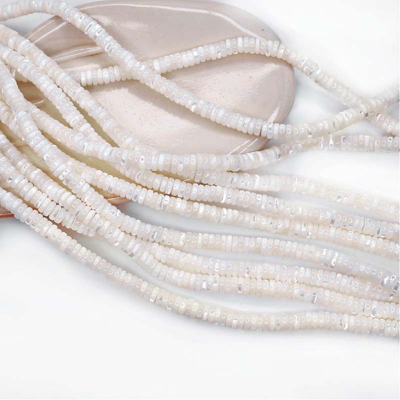 Mother of pearl beads/white discs 6mm/39cm MU226