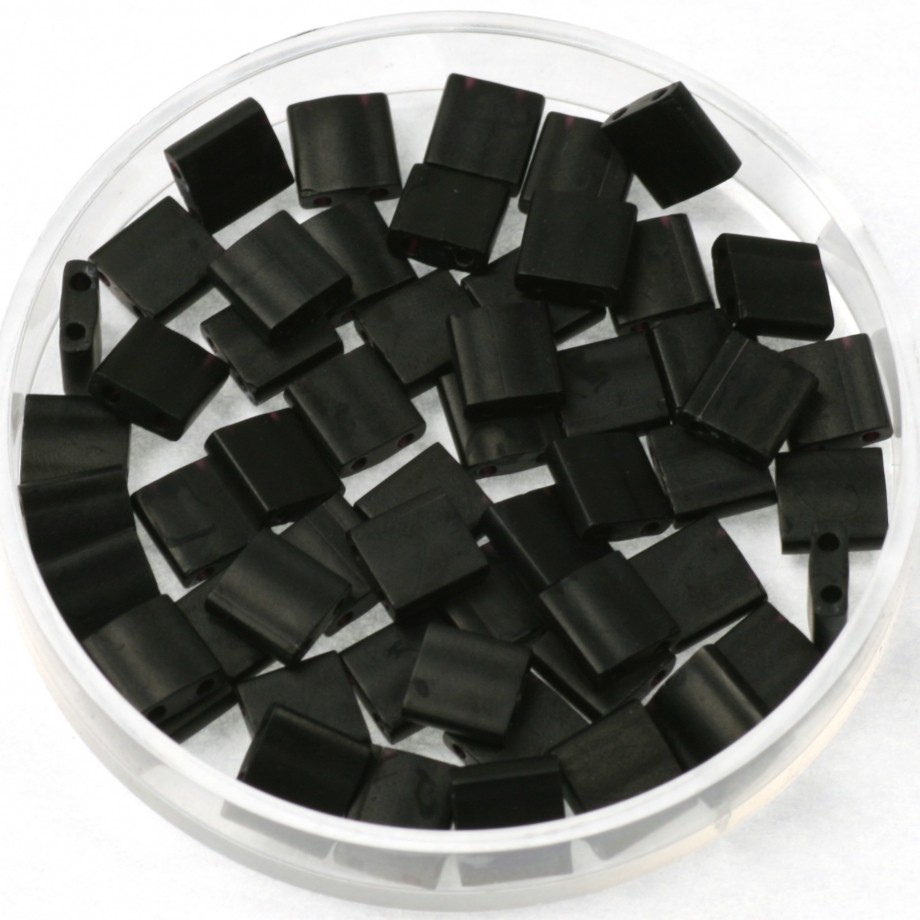 Miyuki Tila beads 5mm/ opaque matte black 5g/ MITL5-401F