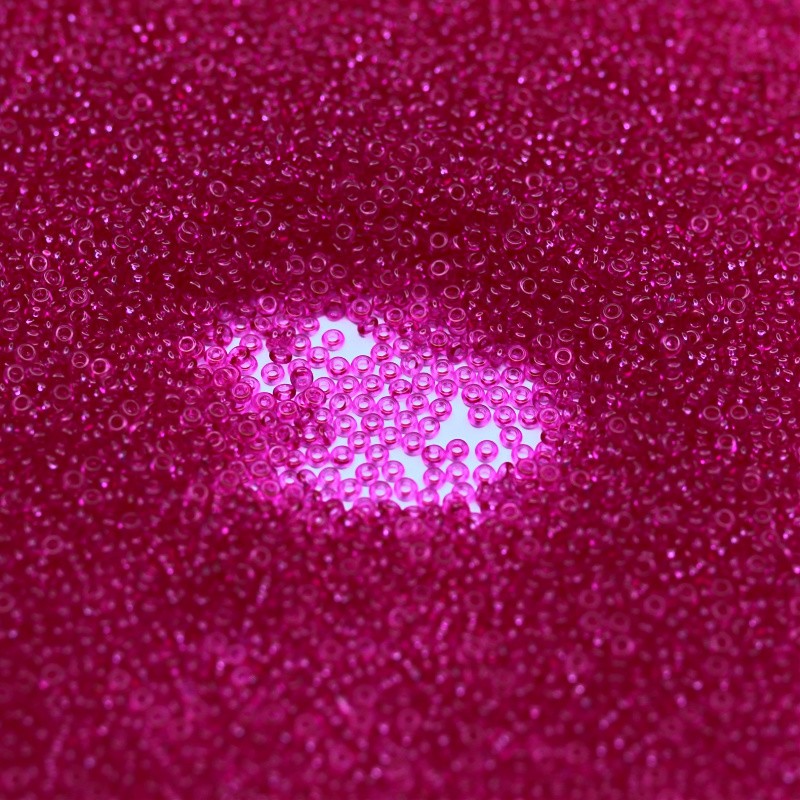 Koraliki Toho/ demi round 11/0 2.2mm/ HYBRID ColorTrends: Transparent-Pink Yarrow 10g/ TOTN11-YPS0051