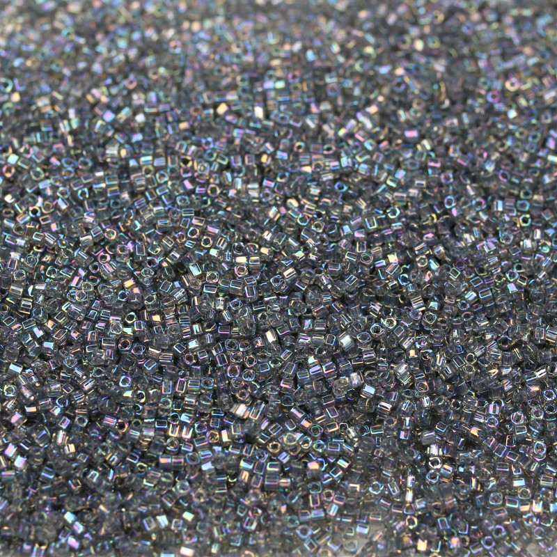 Koraliki Toho/ cube 1.5mm / Transparent-Rainbow Black Diamond 10g/ TOTC01-176