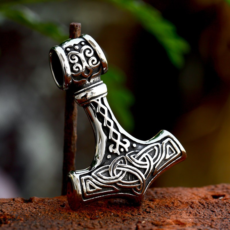 Thor's hammer/ Triquetra/ stainless steel 44x32mm 1 pc ASS593