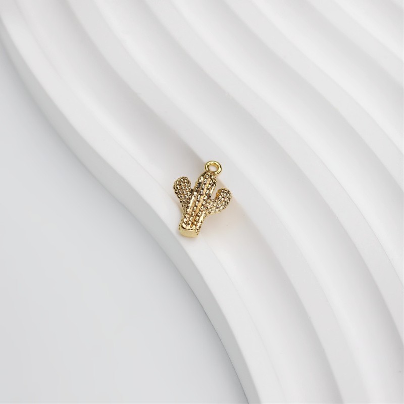 Cactus pendant/gold filled/15x10mm 1pc AMG098