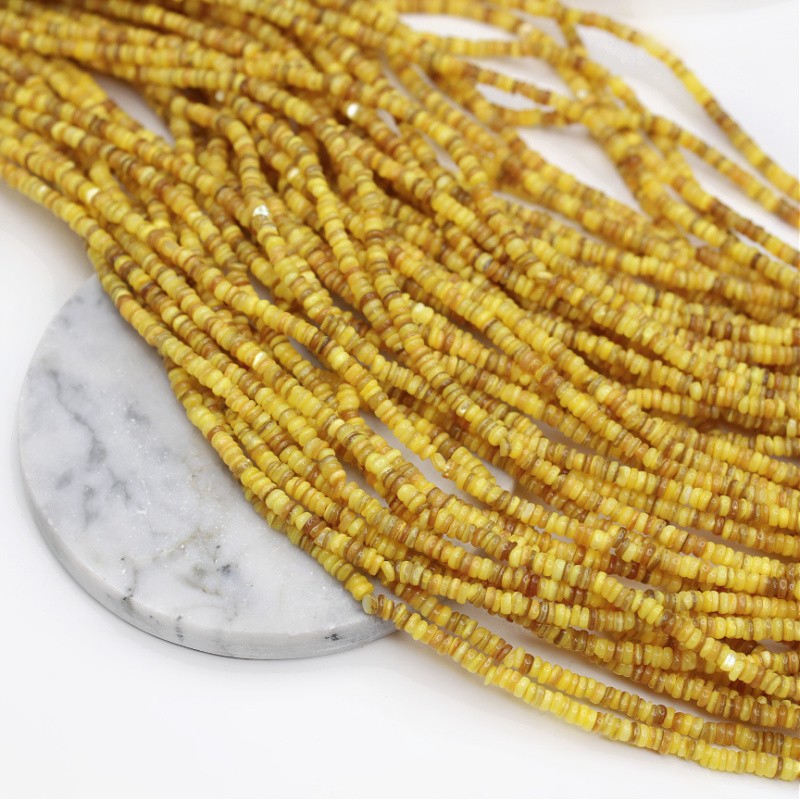Mother of pearl beads/yellow/irregular discs approx. 4mm/38cm MU232B