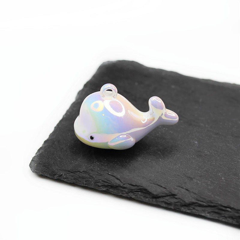 Acrylic whale pendant/white rainbow/29x44mm 1 pc. XYPLW002A