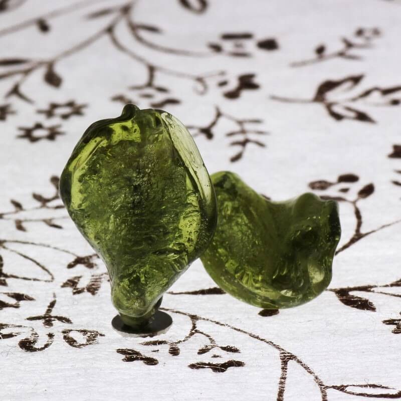 Venetian glass beads, olive 17x13mm, 1pc SZWESW019