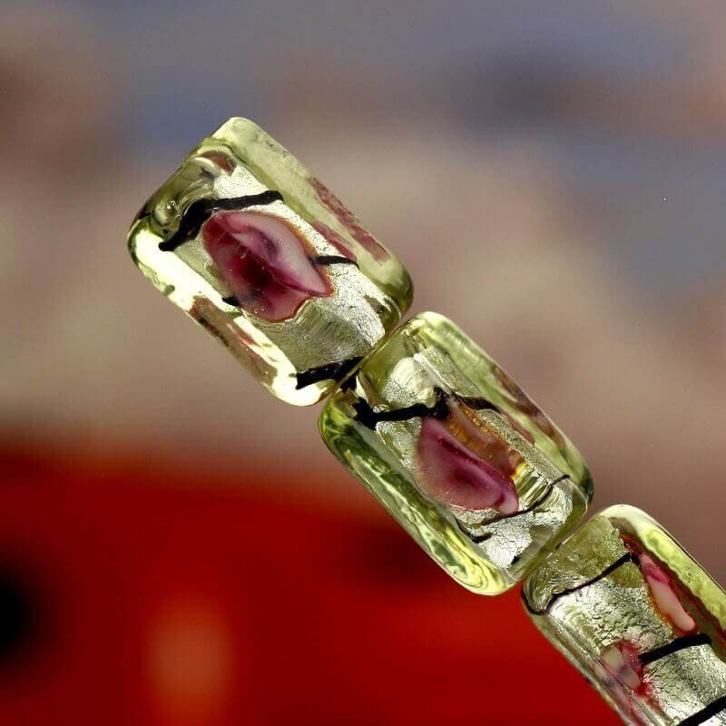 Koraliki szkło weneckie sześcian z różą szampan 16x8x8mm 1szt SZWESCR005