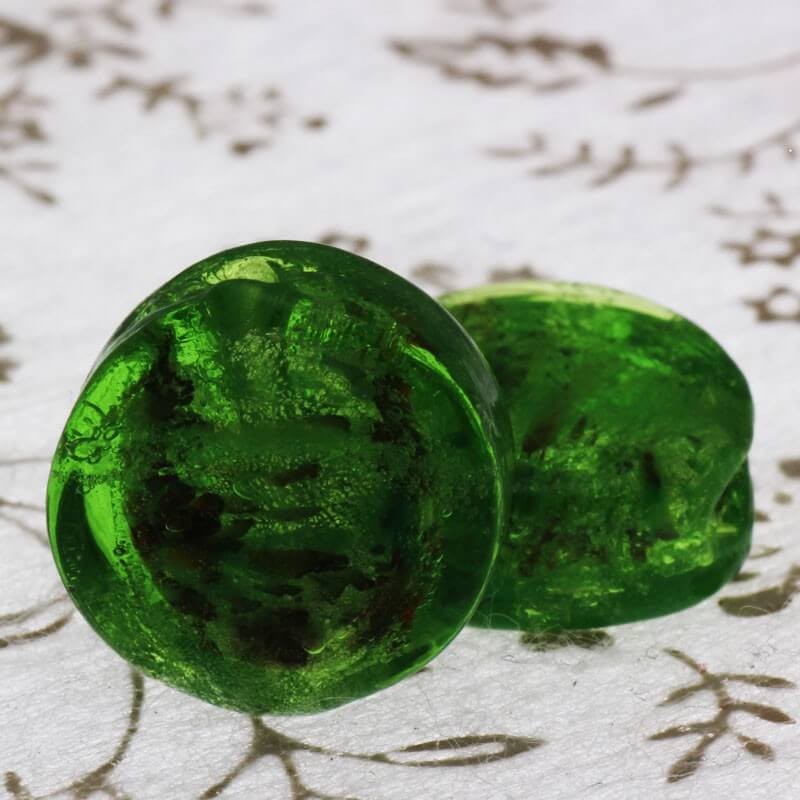 Venetian glass beads, green 16x6mm 2pcs. SZWEPA037