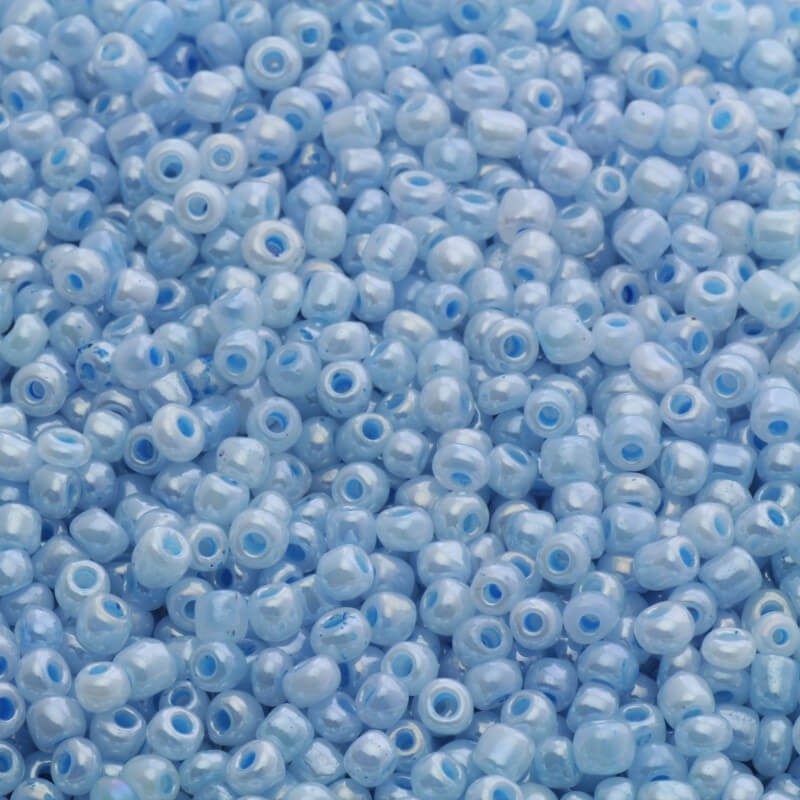 Koraliki perłowe błękitne perłowe (10/0) 2 x 3mm 25g SZMN23PE004