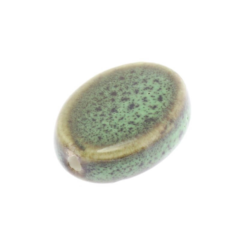 Owalny koralik ceramiczny zielony 20x16x6mm 1szt COW20JZC