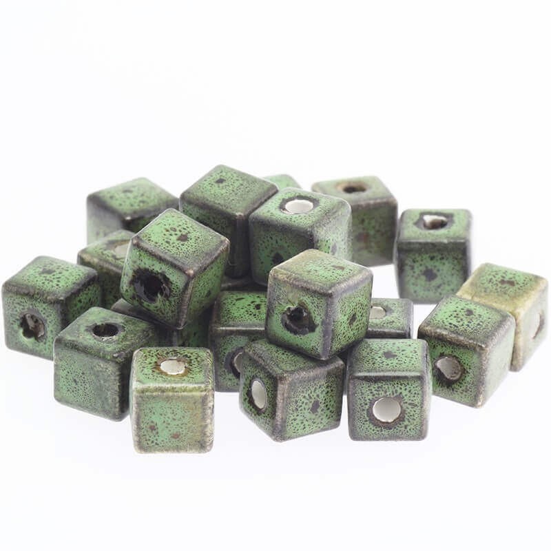 Ceramic cube 8mm green-black 3pcs CKO08JZCZ2
