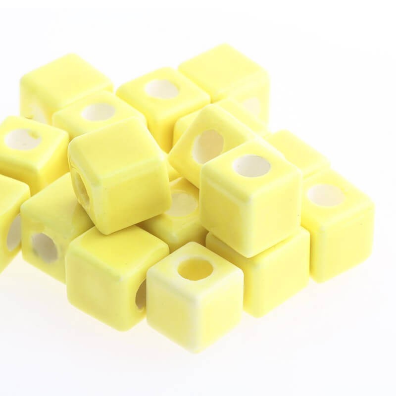Ceramic cube 10mm intense yellow 2pcs CKO10C10