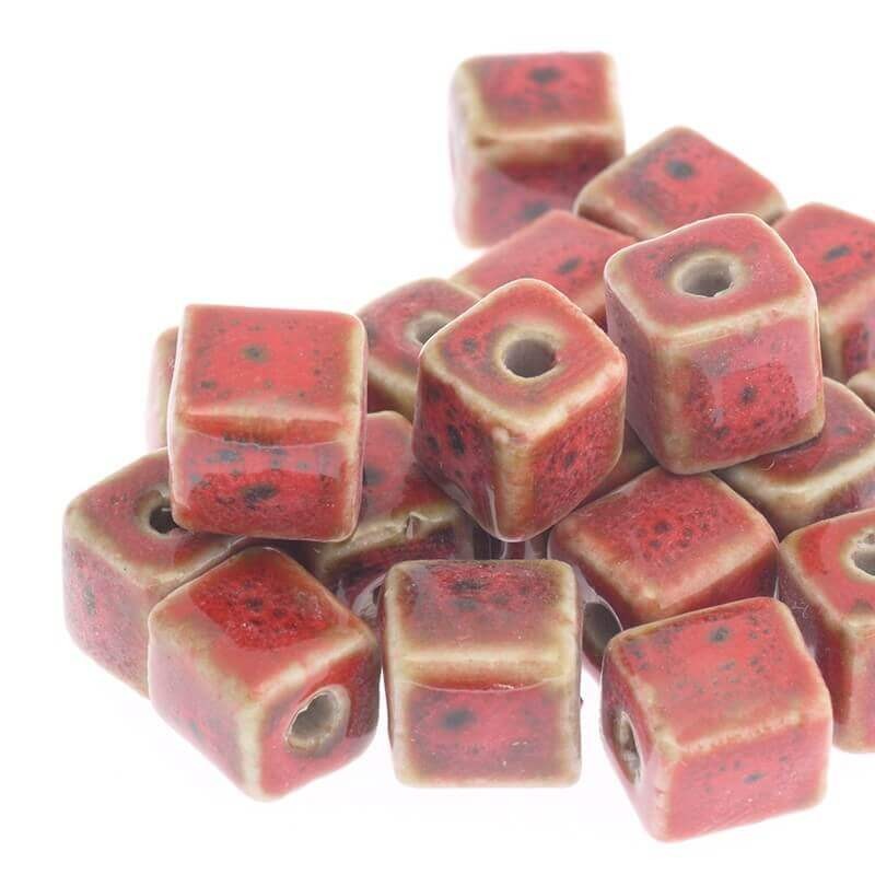 Ceramic cube 10mm red 2pcs CKO10JC