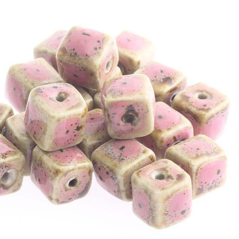 Ceramic cube 10mm pink 2pcs CKO10JR