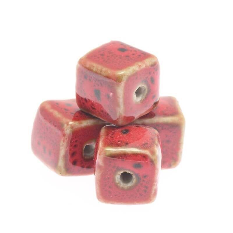 Ceramic cube 14mm red 2pcs CKO14JC