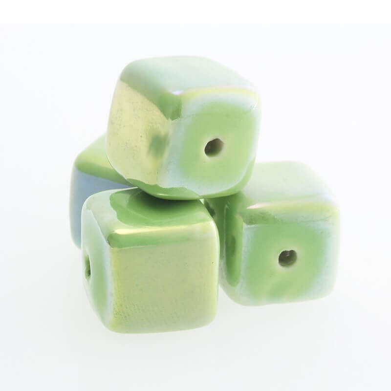 Ceramic cube 15mm kiwi rainbow gloss 1pc CKO15Z08