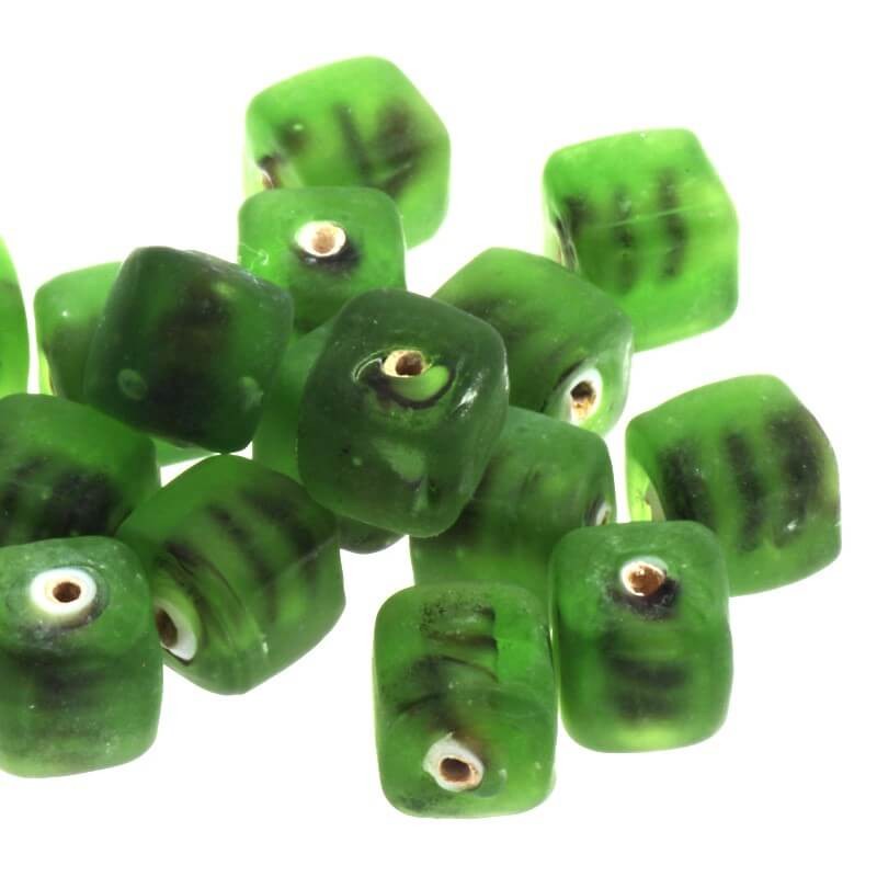 Bead cube mat green 10x10x10mm 4pcs SZMAIK007