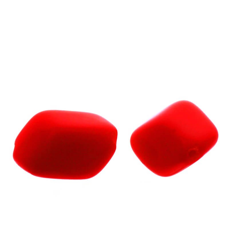 Nieregularne koraliki szklane czerwone 14x10x6mm 4szt SZZWIK140