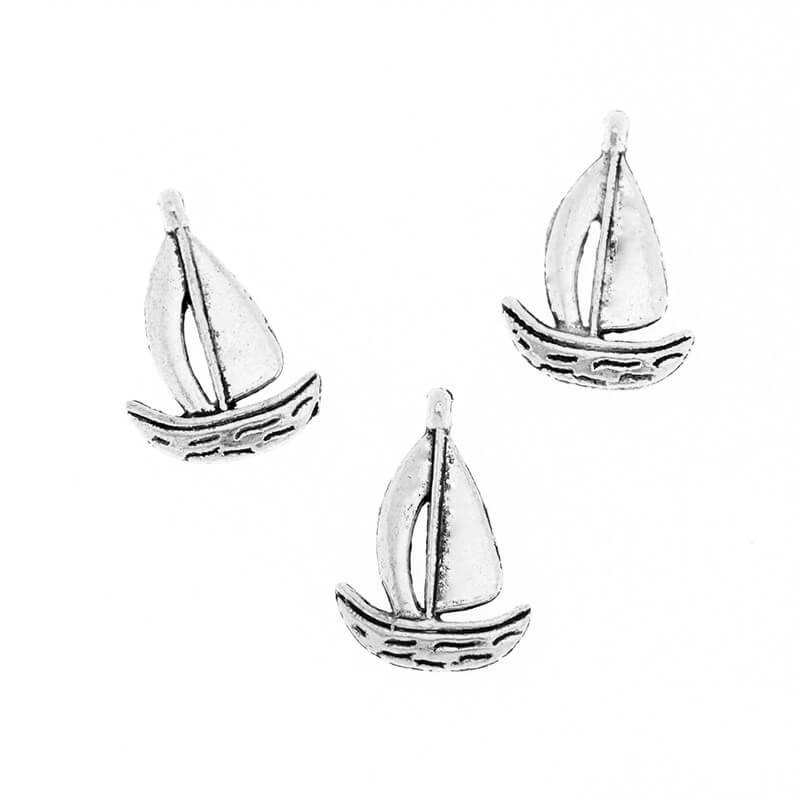 Sailboats charms for bracelets 4 pieces antique silver 18x12mm AAS698