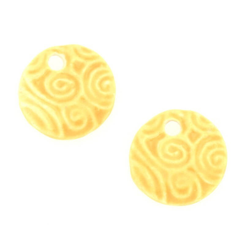 Ceramic pendants honey coins 20mm 1pc CIN55