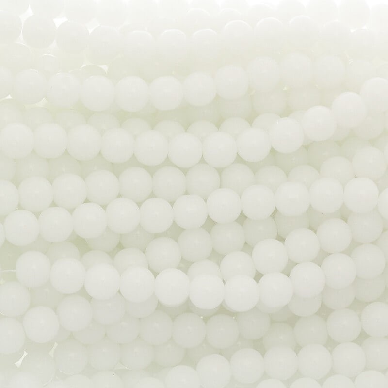Perfect beads 10mm beads 82 pieces milky white SZPF1017