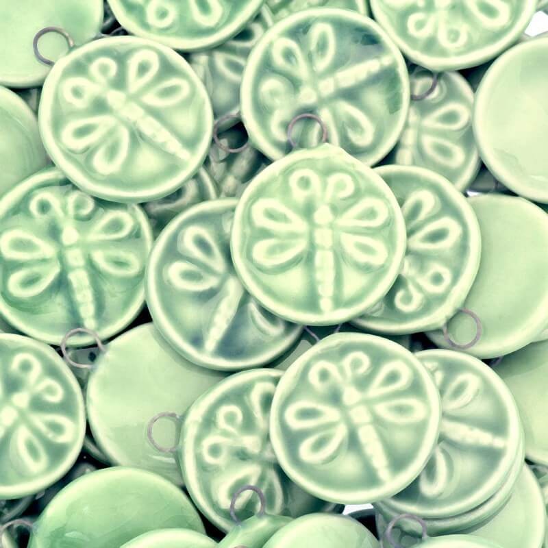Ceramic green pendants with a dragonfly 20x25mm, 1 piece CIN67