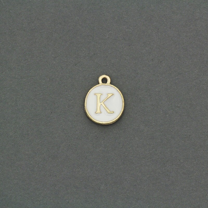Zawieszki emaliowane monetka z literką "K" ładne złoto 11x14mm 1szt AKG464K