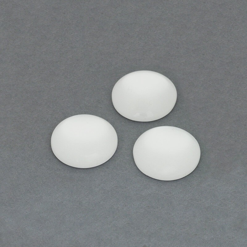 Kaboszony z żywicy 16mm / Luna / biały perłowy 4szt KBAD1601A