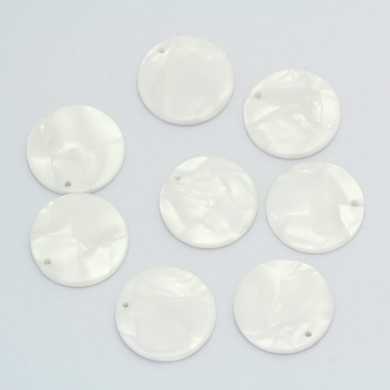 Coin charms 20mm / Art Deco resin / white pearl / 1pc XZR96A