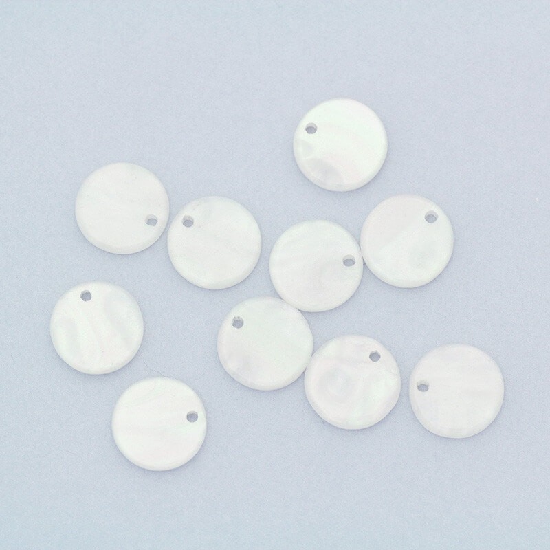 Coin charms 12mm / cream pearl / Art Deco resin / 4pcs XZR7901