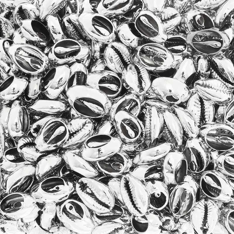Kauri shells, cut, silver plated 13-16 mm 1 pc. MU019