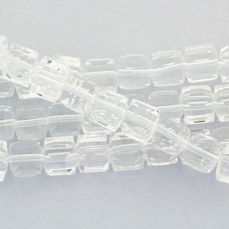 Crystals / cubes 9mm / white transparent 4pcs SZSZKO0903