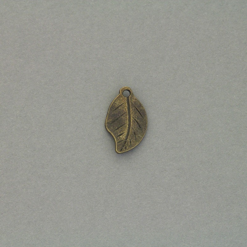 Pendants leaves 5 pcs antique bronze 17x10mm AAB322