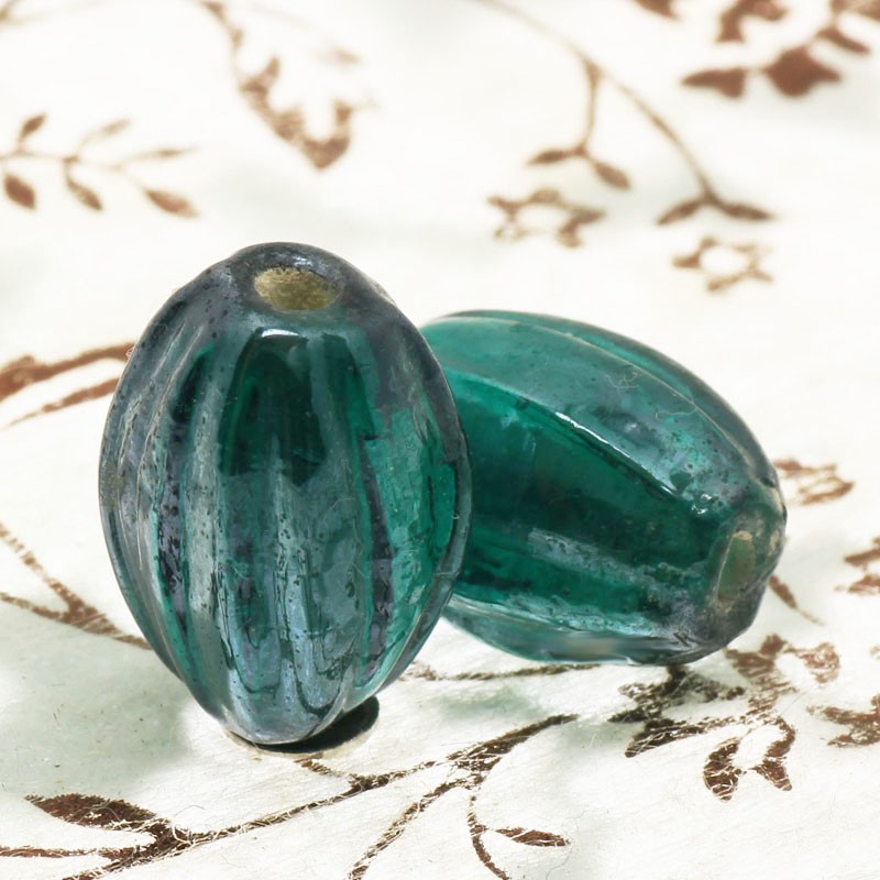 Glass beads / 10x15mm ribbed olives / metallic turquoise / 2pcs SZZWOL021