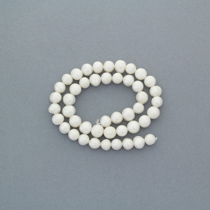 Freshwater pearls / white rope 46pcs / oval mix / 8-9mm PASW179