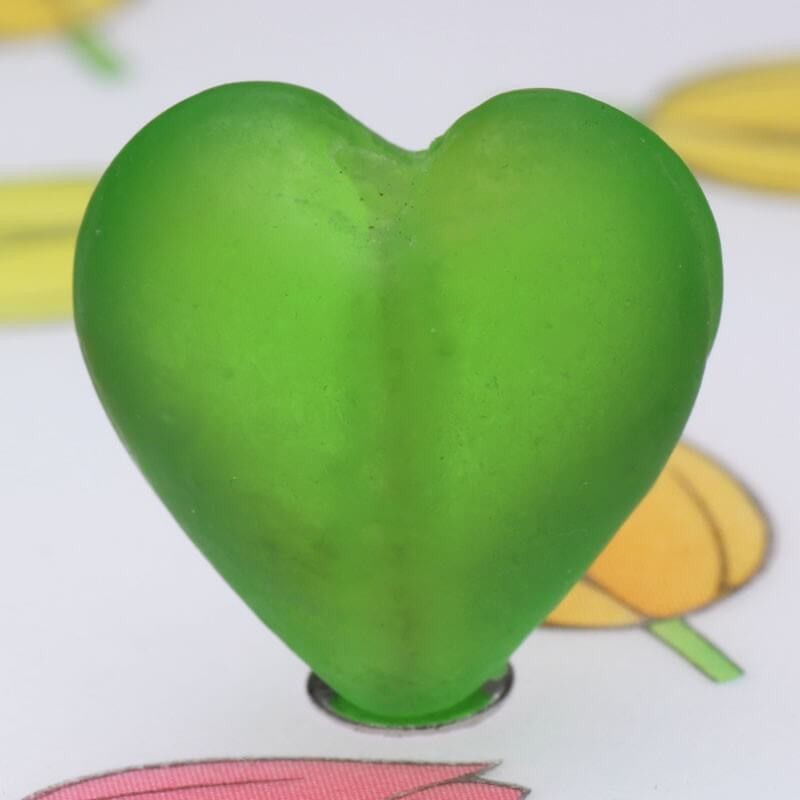 Heart matte green 15mm 3pcs SZMASES002