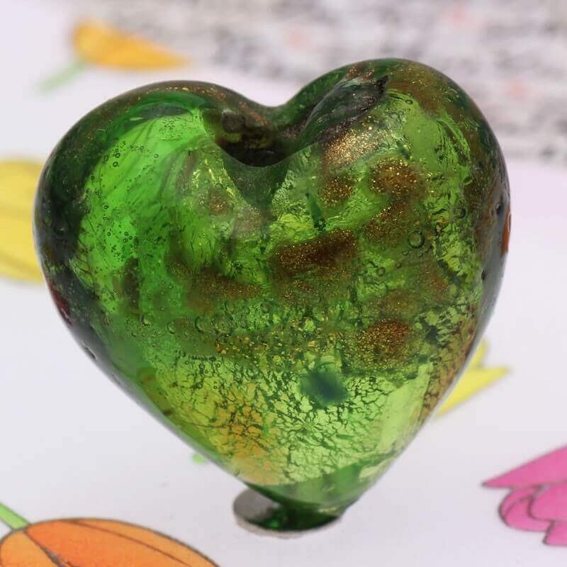Venetian heart green 20mm 2pcs SZWESED030