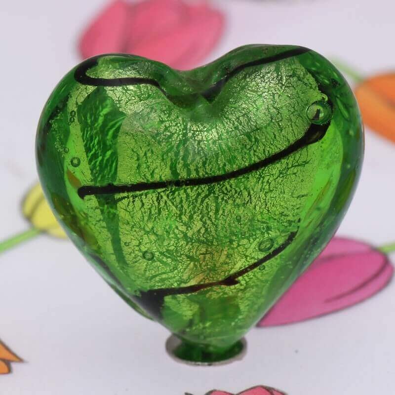 Venetian heart green 20mm 2pcs SZWESED038