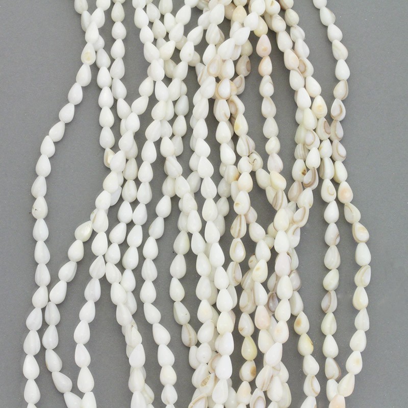 Shell beads / drops 5x8mm / rope 40cm / MU138