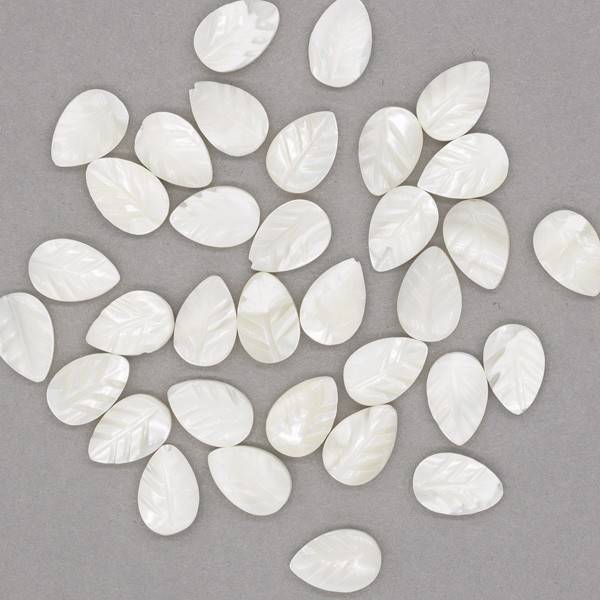 Mother of pearl beads / leaves 8x12mm / 1pcs / MU168