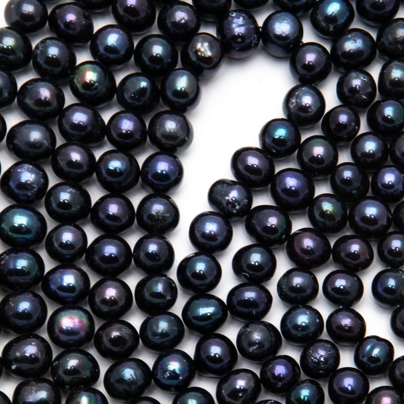 Freshwater pearls / black / string 36cm / oval / 7-8mm PASW218
