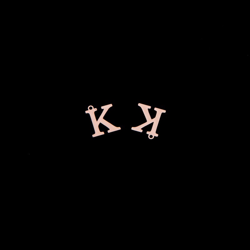 Zawieszka litera "K" / różowe złoto/ 13x15mm 1szt AKGLKR