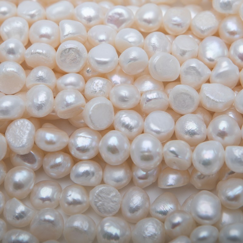 Freshwater pearls / rope 35cm / irregular / 9-10mm PASW210A