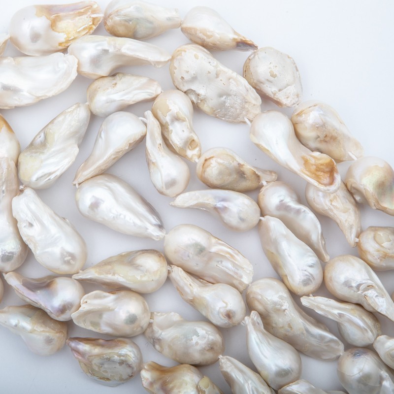 Baroque pearls / white / 20-35mm / 1pc / PASW244