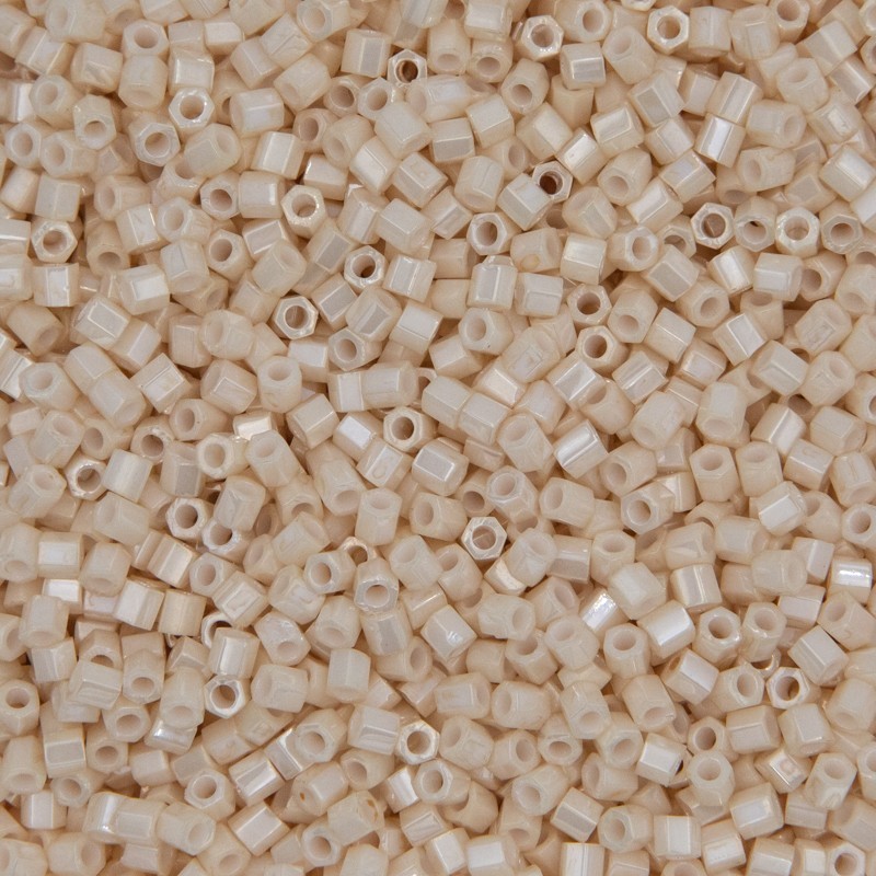 Toho beads / hexagon 8/0 / opaque-lustered lt beige 10g / TOTH08-123