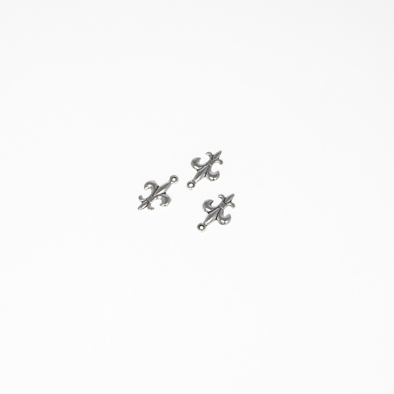 Lily pendants / antique silver 15x19mm 2pcs AAU047
