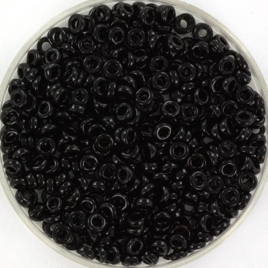 Miyuki Spacer beads / 3mm opaque black 5g / MISP-401
