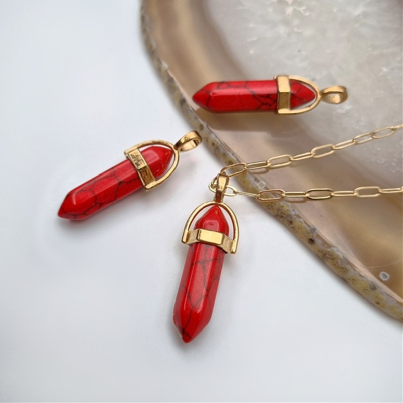 Howlite red tip/ pendant in fitting/ gold approx. 40mm KAGR12KG