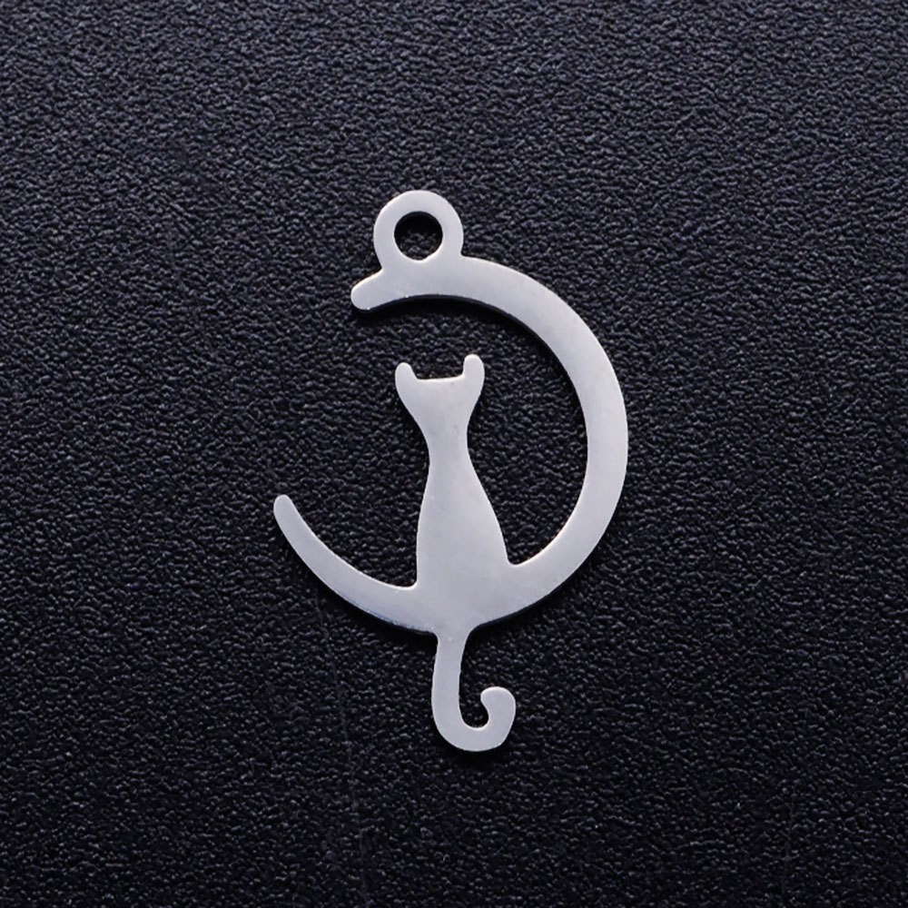 Cat on the moon pendant / stainless steel 17x11mm 1pcs ASS325