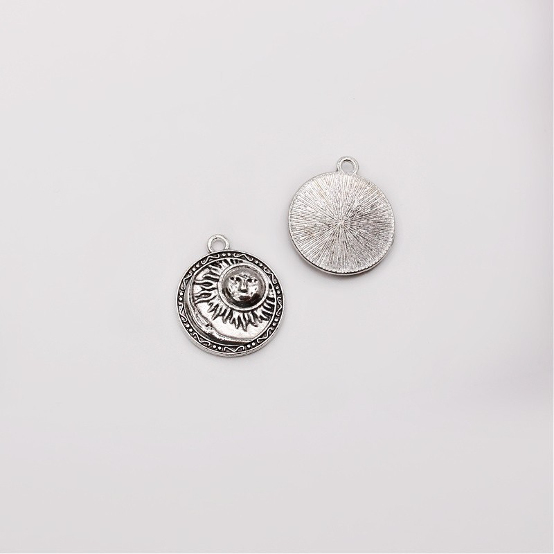 Pendant / coin with sun / antique silver 22x19mm 2pcs AAT708