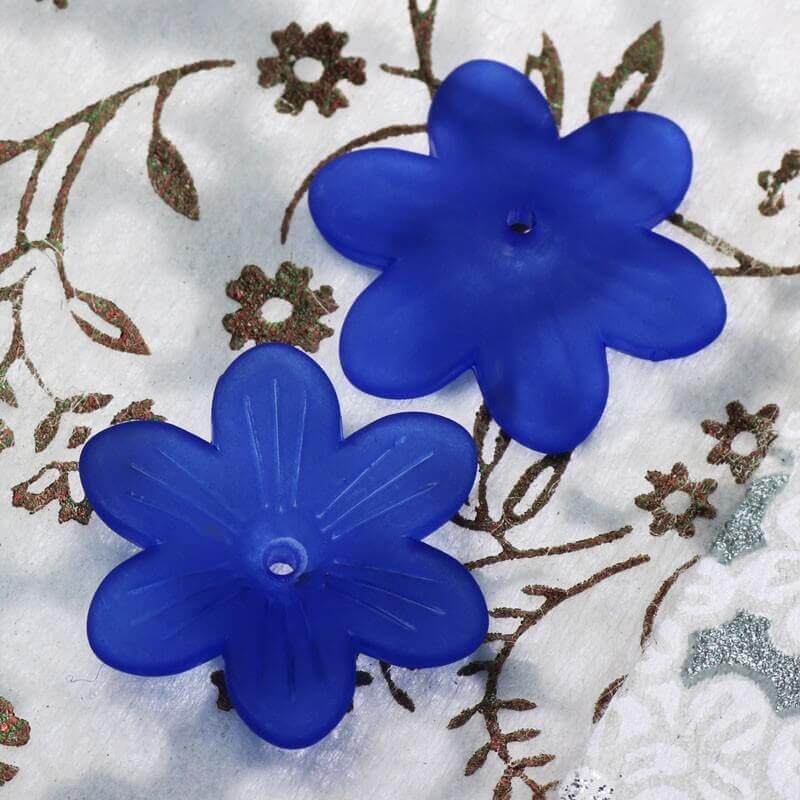 Koraliki akrylowe kwiatki kobaltowe 26x5mm 6szt YZKW405